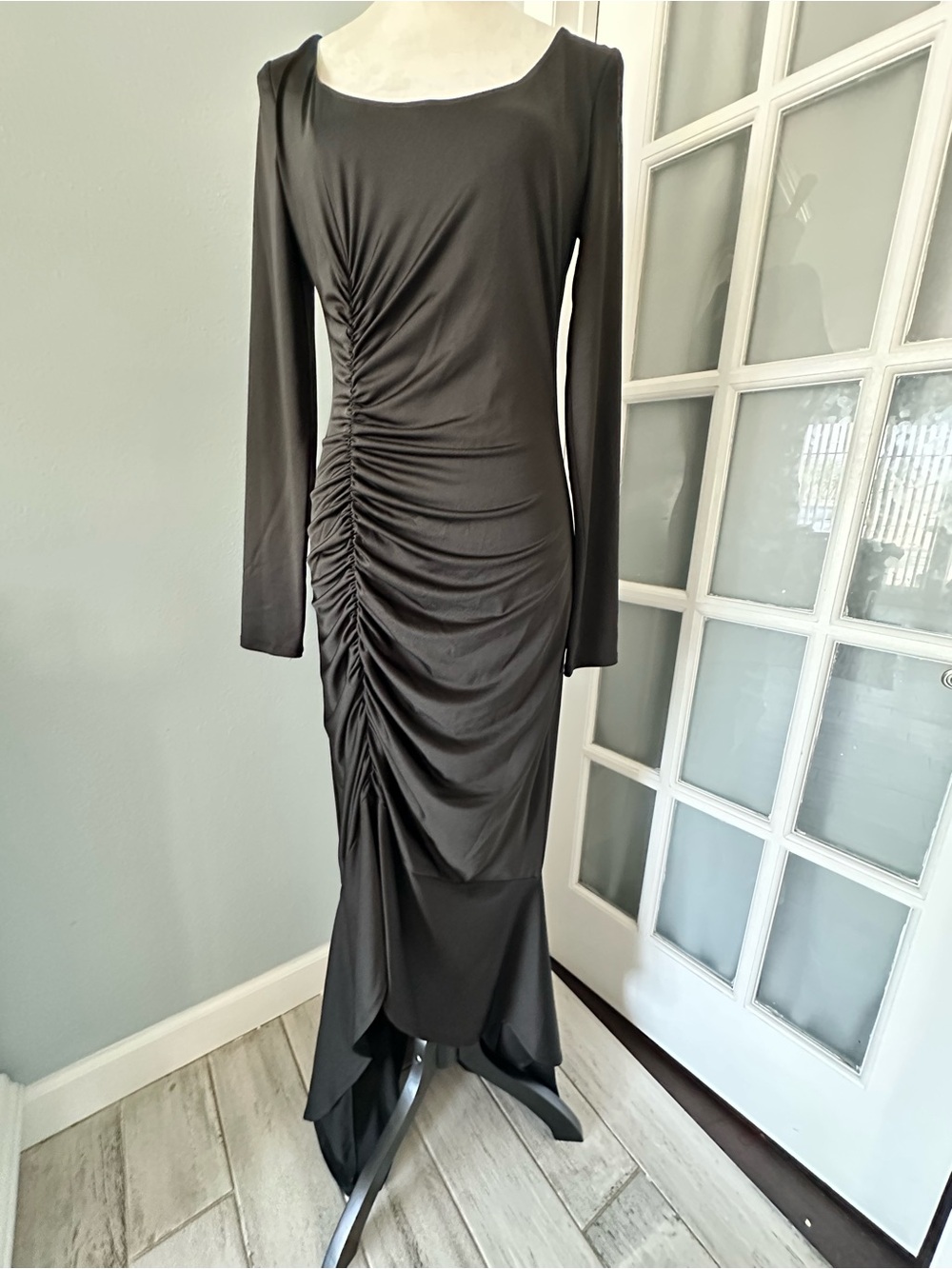 Black Halo Black Ruched Long-Sleeve Asymmetric Maxi Dress